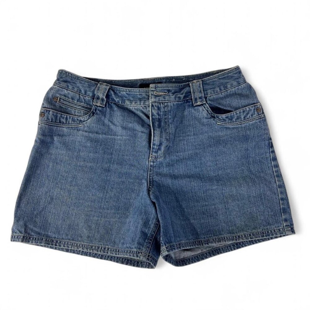 Sonoma Blue denim shorts with a relaxed fit #indie